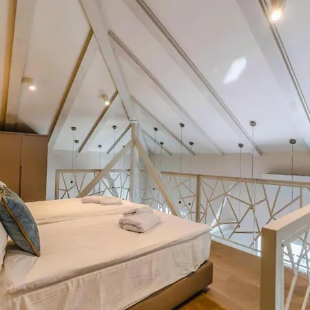 شقة Awesome In With House Sea View *